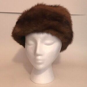 Vintage Genuine 1940s Fur Hat Creation By ANDRE Made In Canada Designer